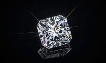 Radiant cut diamond